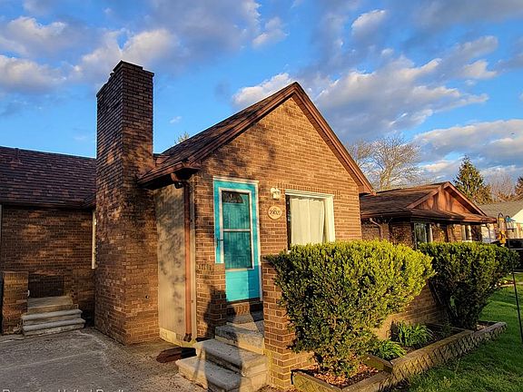 2nd image of 29821 Munro St