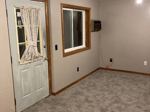 5th image of 934 E La Salle Ave #4