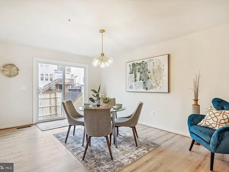 12407 Carters Grove Pl — Photo 5