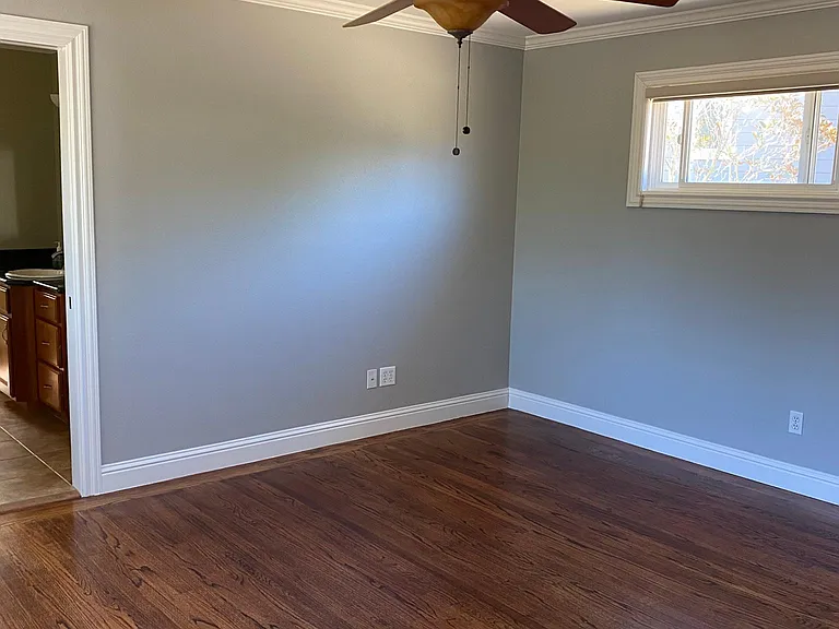 807 Bayview Way — Photo 12