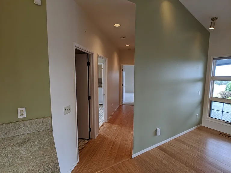 251 Old Schoolhouse Rd — Photo 31