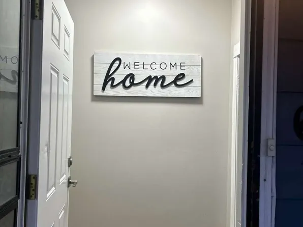 6417 S Claremont Ave, Chicago, IL 60636