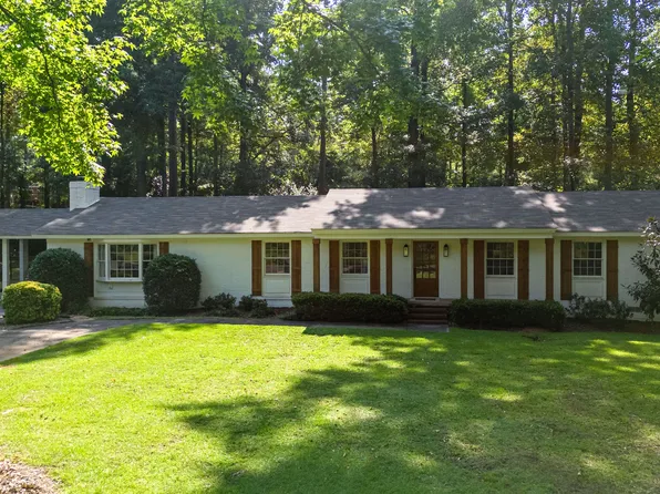 509 Nelson Dr, Thomaston, GA 30286