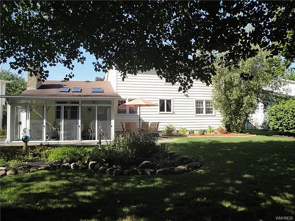4th image of 4685 Kingswood Ln