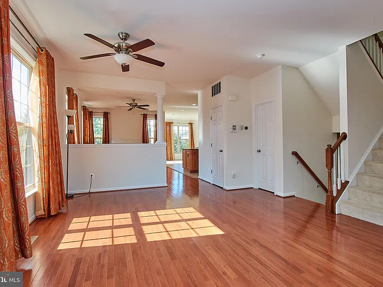 42649 Macauley Pl — Photo 3
