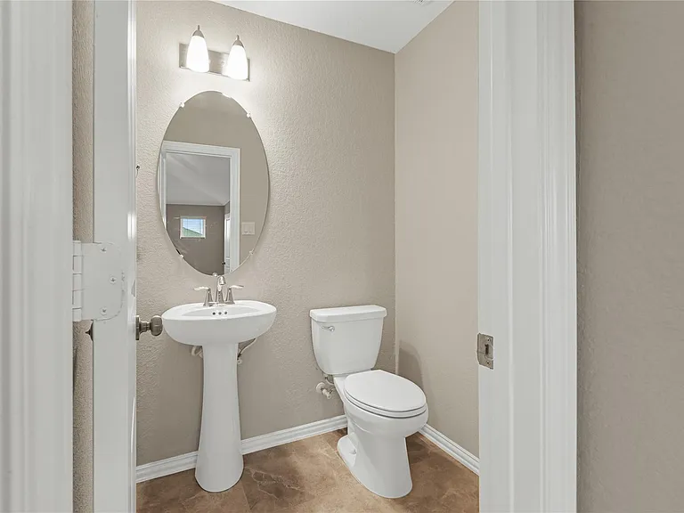 8903 Lost Castle Way — Photo 31