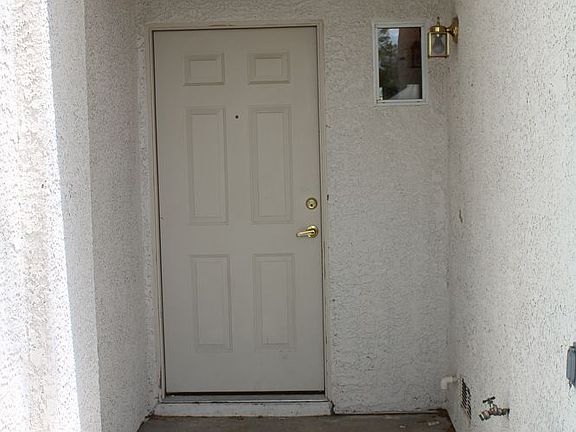 4th image of 3256 Cheyenne Gardens Way