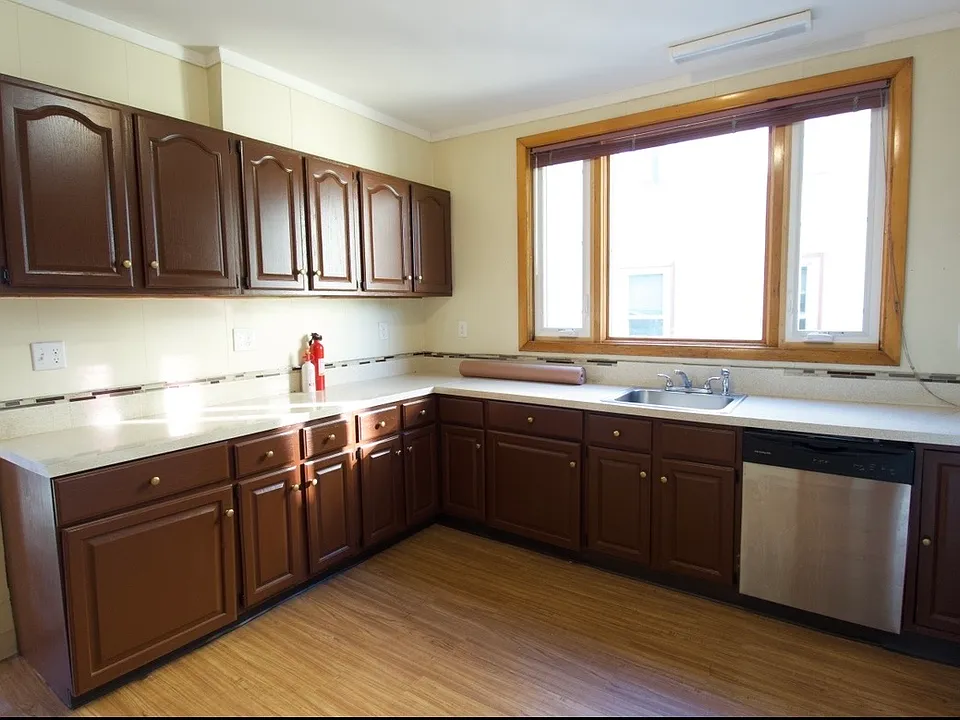 100 Maywood St #2