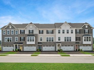 Wexford with Finished Basement Plan, Glade Run Townhomes, Zelienople, PA 16063