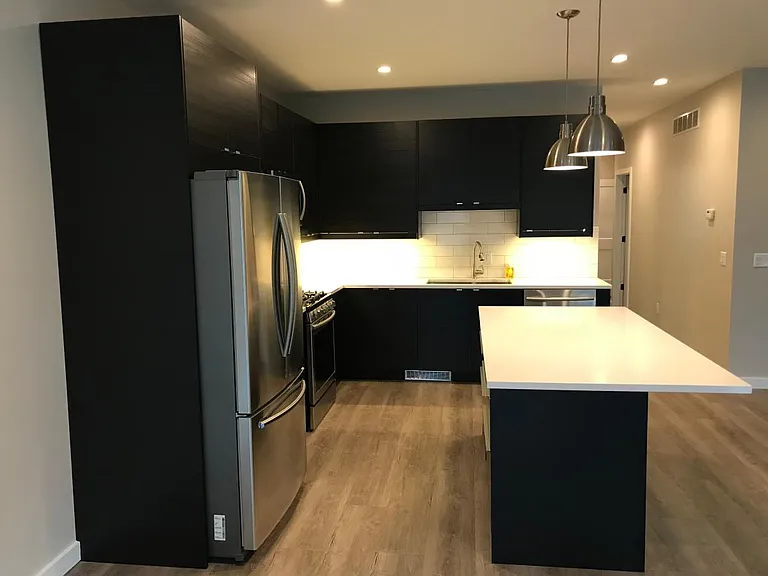 445 E Breckenridge St #1 — Photo 6
