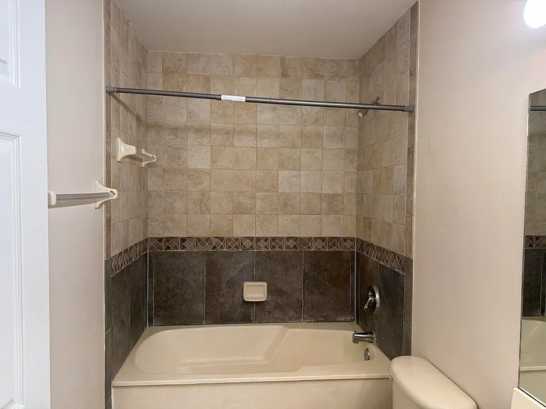 3472 Commodore Ct — Photo 21
