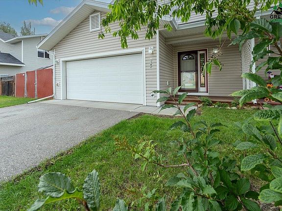 2nd image of 1362 D St