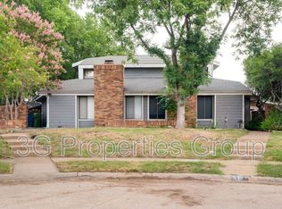 509 Hunters Glen St, Lewisville, TX 75067