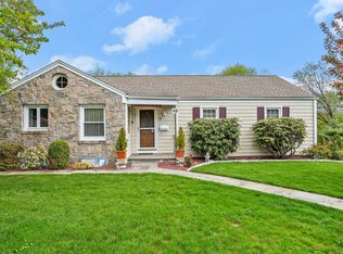 68 Calhoun Ave, Trumbull, CT 06611