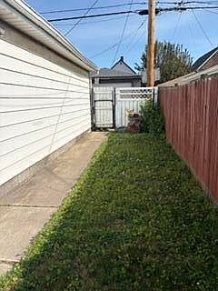 4th image of 1437 121st St