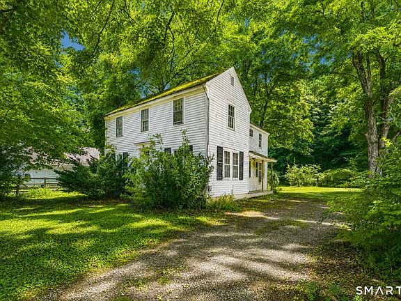 2nd image of 72 Bee Brook Road