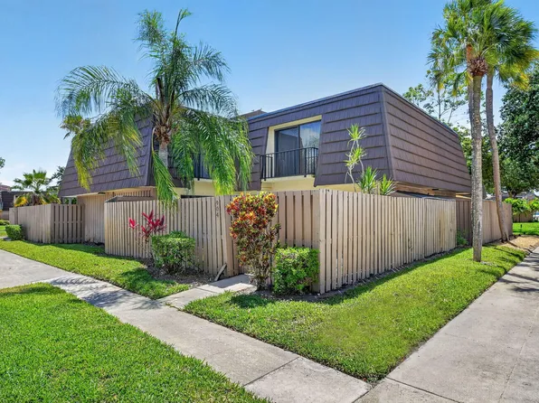 904 9th Court, Palm Beach Gardens, FL 33410