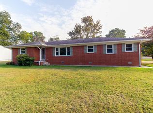 1202 E Main St, Waverly, TN 37185