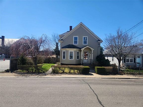2nd image of 164 Morris Ave