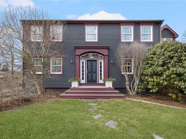 31 Buloid Ave, Jamestown, RI 02835