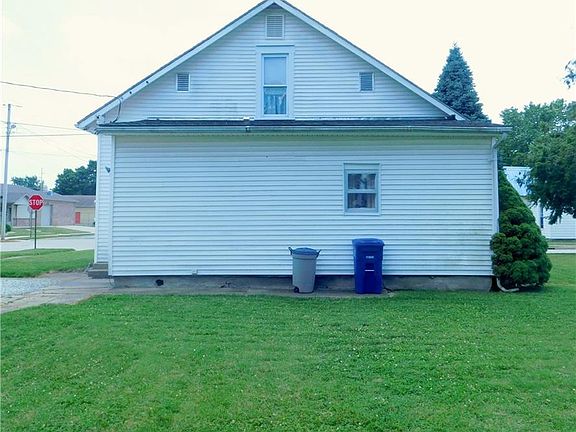 2nd image of 224 E South St
