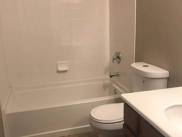 754 Thornbury Ct #1 — Photo 14