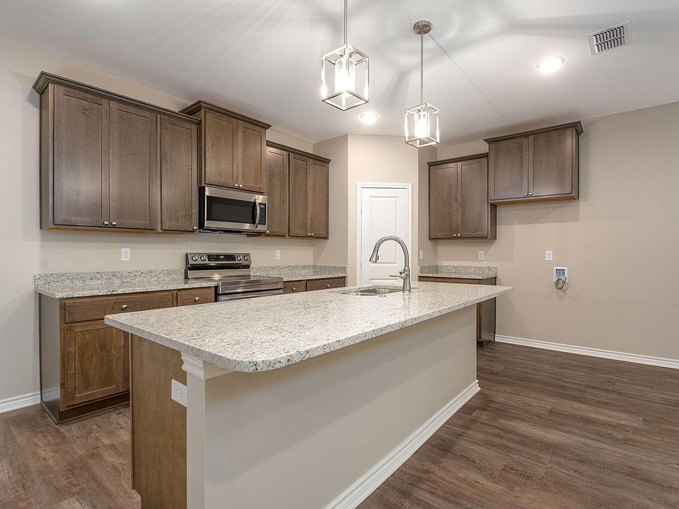 1st image of 223 Shahan Trl