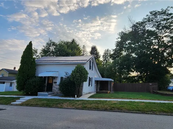 48 S 13th St, Indiana, PA 15701