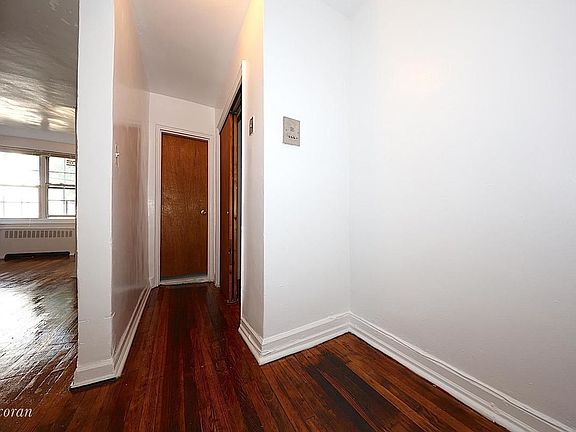 5th image of 13616 222nd St #7A
