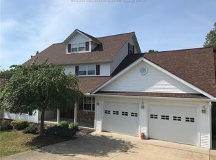 161 Maple Grove Dr, Charleston, WV 25312