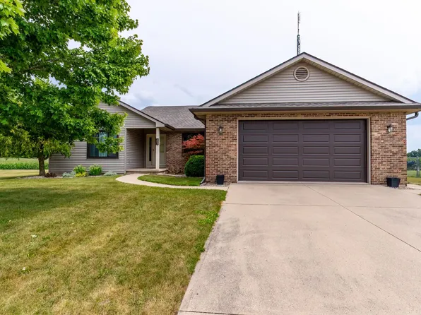 203 Deborah Dr, Fremont, IN 46737