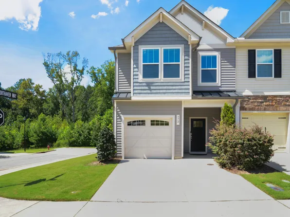 372 E Porthaven Way, Clayton, NC 27527