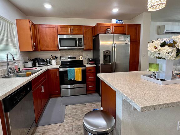 3rd image of 724 Kakala St APT 1901