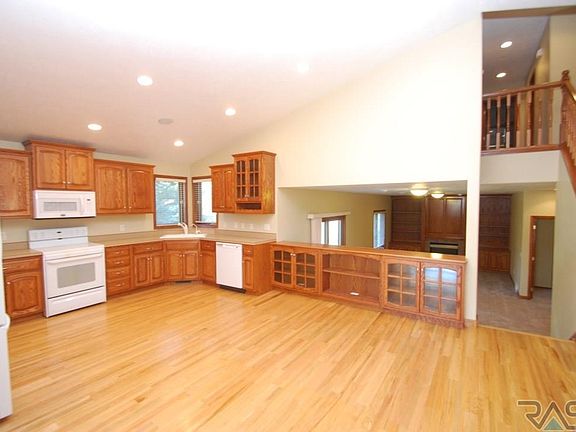 5th image of 3132 W Auburn Hills Ct
