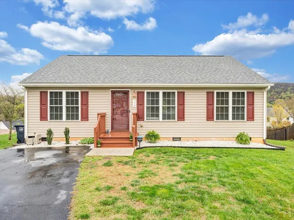 (undisclosed Address), Roanoke, VA 24014