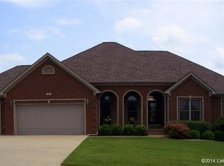 1001 Adams Creek Dr, Sellersburg, IN 47172