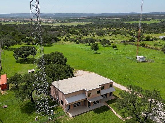 5th image of 5526 N Us Highway 281