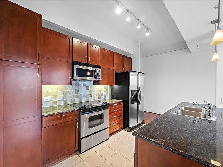 3333 Allen Pkwy #706 — Photo 9