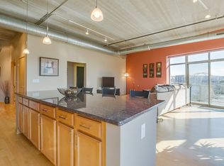 210 S Water St UNIT 421, Milwaukee, WI 53204