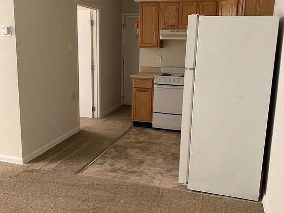 3rd image of 1528 Elmwood Ave APT 209