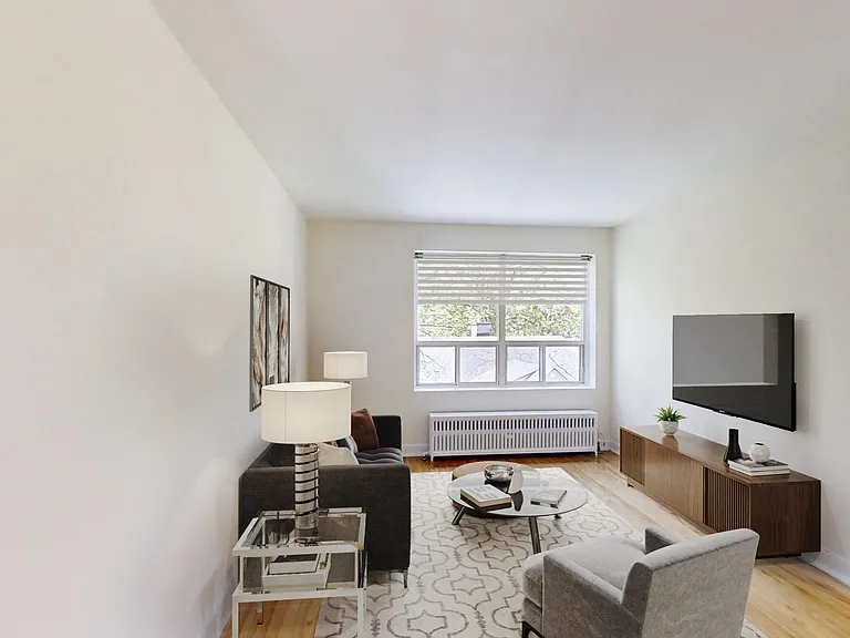 262 Reynolds St — Photo 6