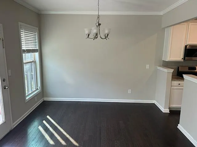 1235 Foxcroft Ln — Photo 11