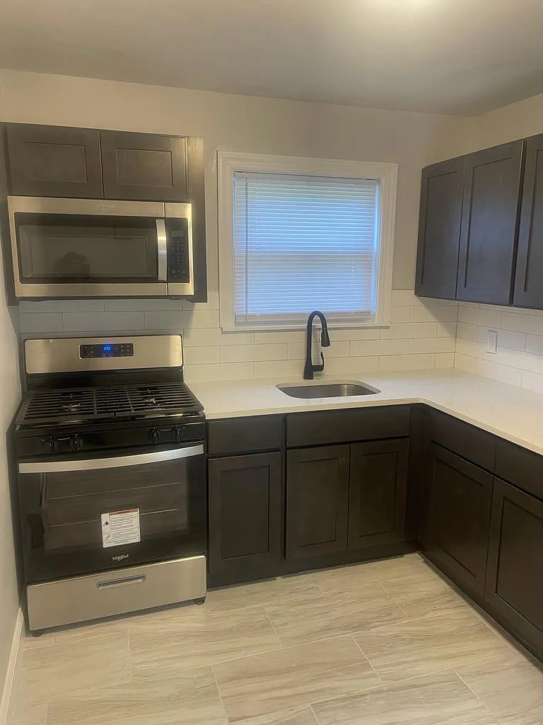 1 bed, 675 sqft, $2,050 — Photo 2