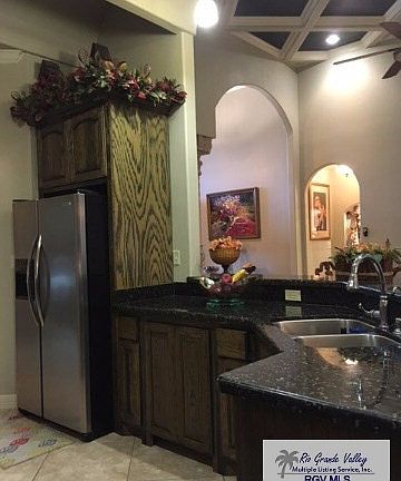 4th image of 7098 Chestnut Oak Ln