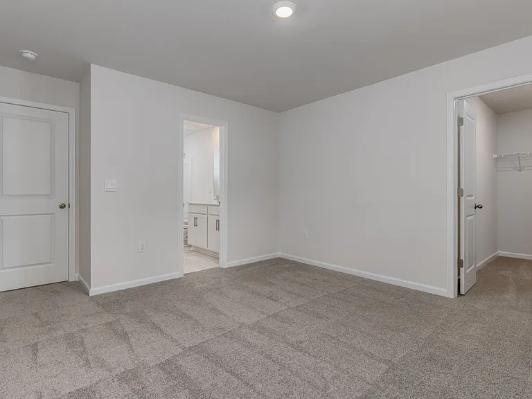 242 Carrington Dr — Photo 29