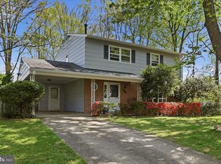 8414 Danford Ct, Springfield, VA 22152