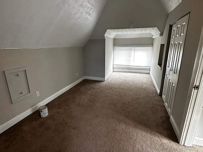 34 E Maynard Ave — Photo 10