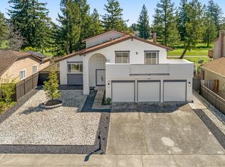 215 Fauna Ave, Rohnert Park, CA 94928