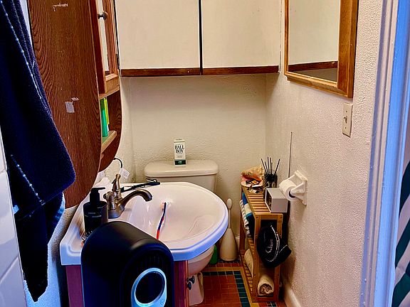 3rd image of 493 Pacific St APT 4F