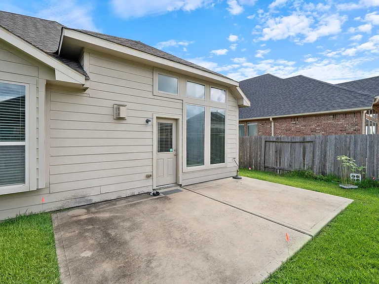 9306 Atwood Ridge Ln — Photo 18